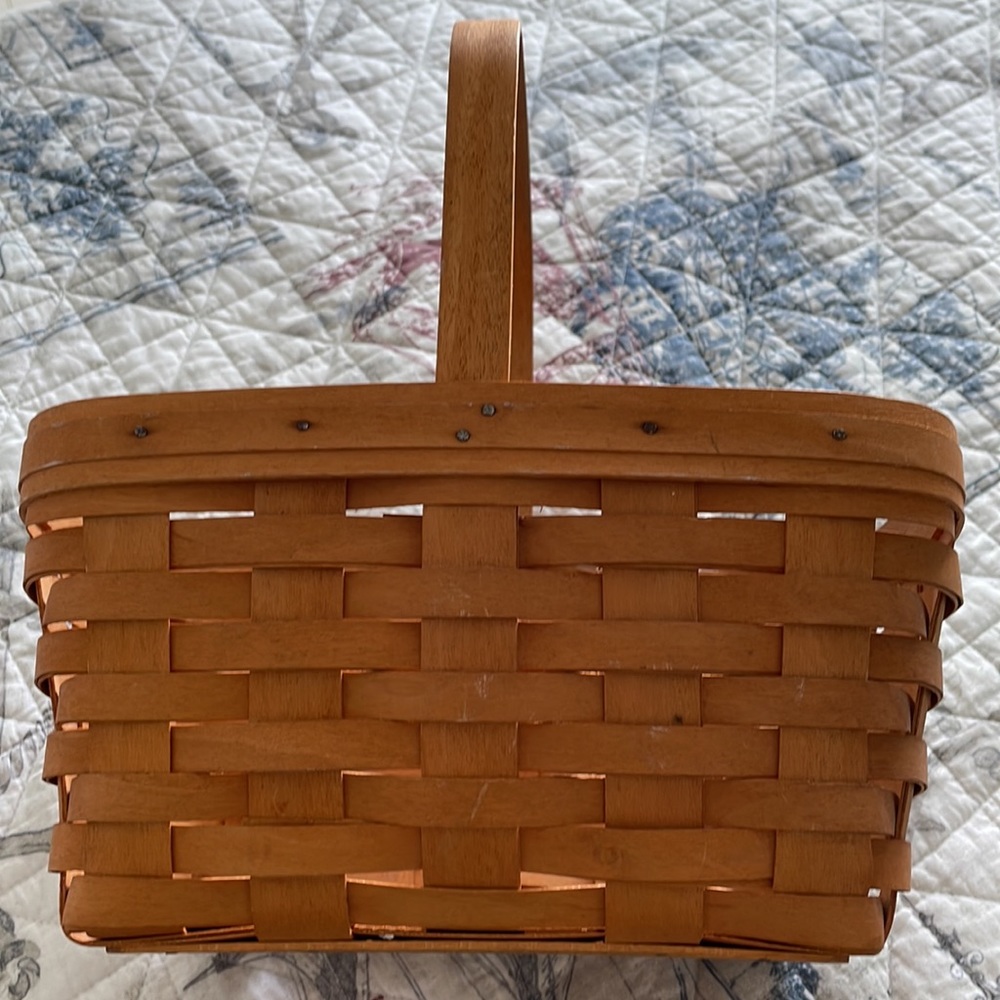 Longaberger 1997 One Handle Basket. - Picture 7 of 9